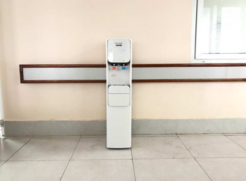 Máy lọc nước cho bệnh viện giải quyết lo ngại về chất lượng nước